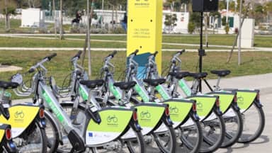 „Biraj biciklu!“: Prvi sustav javnih bicikala postavljen u Podstrani