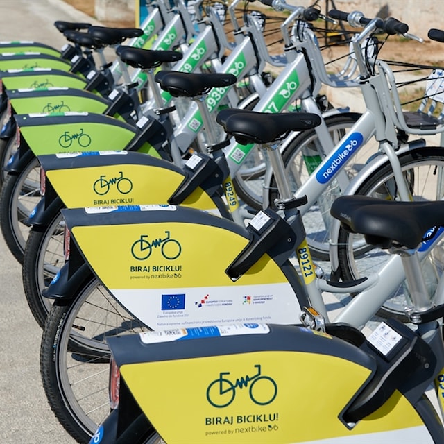 „Biraj biciklu!“: Prvi sustav javnih bicikala otvoren u Trogiru