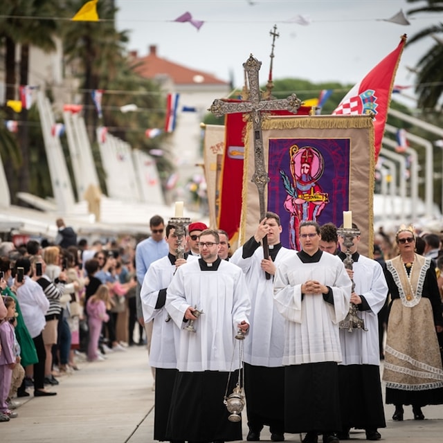 Dan grada: Procesijom i misom Split proslavio svog nebeskog patrona sv. Dujma