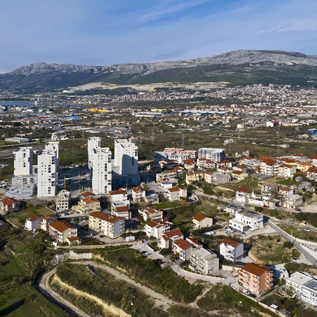 Grad Split ne odustaje od cesta na Kili