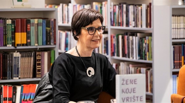 Promocija romana „Žene koje vrište u sebi” autorice Nives Madunić Barišić