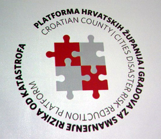 2013_04_23_platforma-logo.jpg
